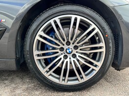 BMW 5 Series 530E M SPORT 15