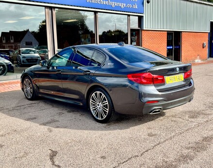 BMW 5 Series 530E M SPORT 9