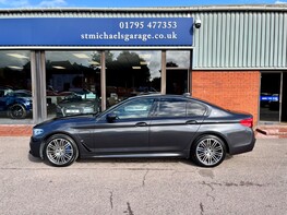 BMW 5 Series 530E M SPORT 11