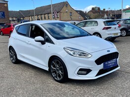 Ford Fiesta ST-LINE 4