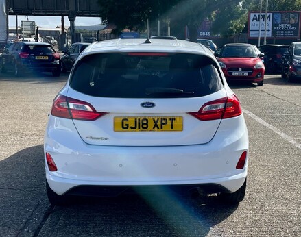 Ford Fiesta ST-LINE 5