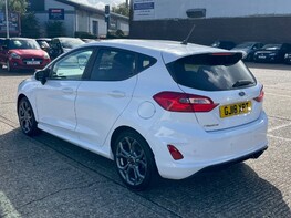 Ford Fiesta ST-LINE 10