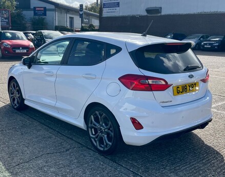 Ford Fiesta ST-LINE 10