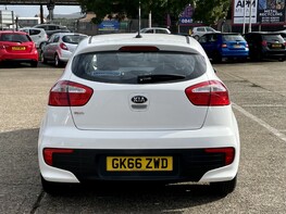 Kia Rio 1 AIR 6