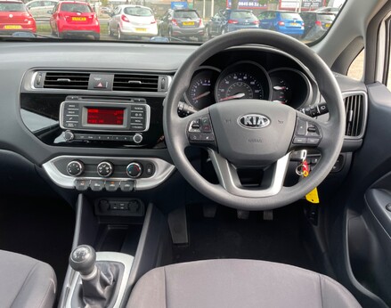 Kia Rio 1 AIR 18