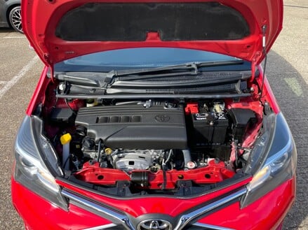 Toyota Yaris VVT-I ICON 