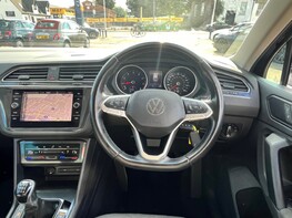 Volkswagen Tiguan LIFE TSI 19