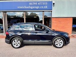 Volkswagen Tiguan LIFE TSI 10