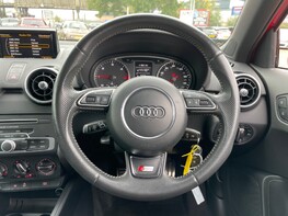 Audi A1 SPORTBACK TDI S LINE 19