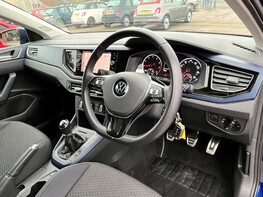 Volkswagen Polo UNITED TSI 18