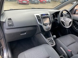 Hyundai ix20 PREMIUM NAV BLUE DRIVE 22