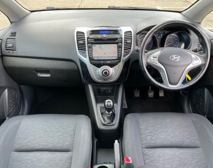 Hyundai ix20 PREMIUM NAV BLUE DRIVE 2