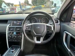 Land Rover Discovery Sport SI4 SE 19