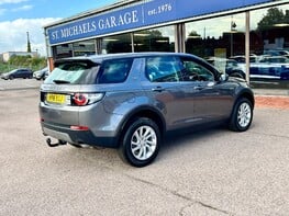 Land Rover Discovery Sport SI4 SE 8