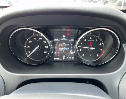 Land Rover Discovery Sport SI4 SE 21