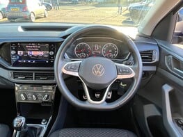 Volkswagen T-Cross UNITED TSI 19