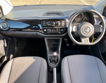 Volkswagen Up MOVE UP 2