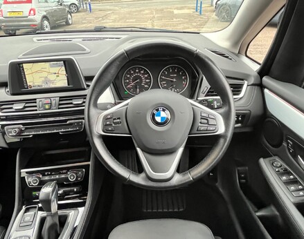 BMW 2 Series 218I LUXURY ACTIVE TOURER 18