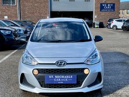 Hyundai i10 S 5