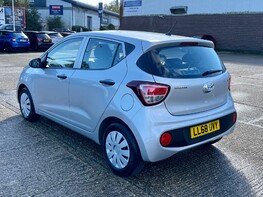 Hyundai i10 S 9