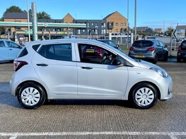 Hyundai i10 S 10