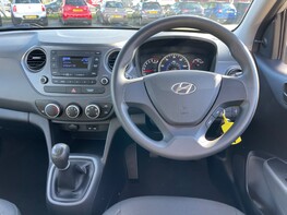 Hyundai i10 S 18