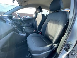 Hyundai i10 S 38