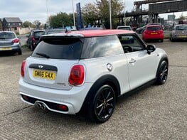 Mini Hatch COOPER S 8