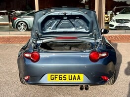 Mazda MX-5 SPORT 49