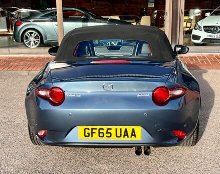 Mazda MX-5 SPORT 56