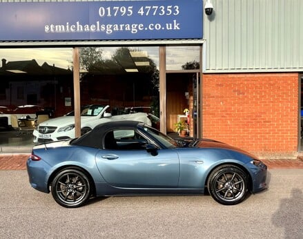 Mazda MX-5 SPORT 13