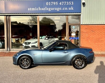 Mazda MX-5 SPORT 14