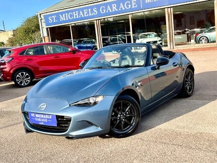 Mazda MX-5 SPORT