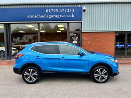 Nissan Qashqai DIG-T N-CONNECTA 10