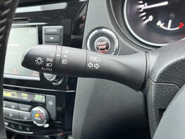 Nissan Qashqai DIG-T N-CONNECTA 44