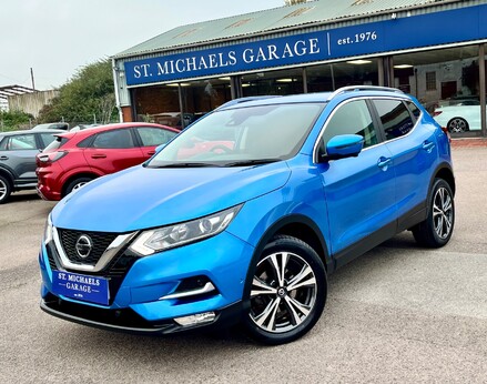 Nissan Qashqai DIG-T N-CONNECTA 1