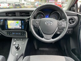 Toyota Auris VVT-I DESIGN TSS 18