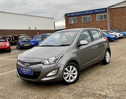 Hyundai i20 ACTIVE 1