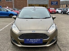 Ford Fiesta TITANIUM 4