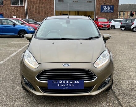 Ford Fiesta TITANIUM 4