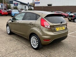 Ford Fiesta TITANIUM 6