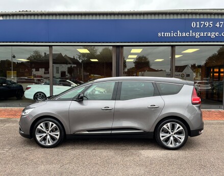 Renault Grand Scenic SIGNATURE TCE 11