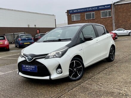 Toyota Yaris VVT-I DESIGN M-DRIVE S