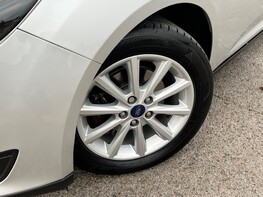 Ford Focus TITANIUM 3