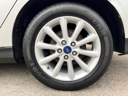 Ford Focus TITANIUM 14