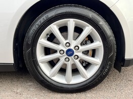 Ford Focus TITANIUM 15