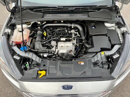 Ford Focus TITANIUM 7