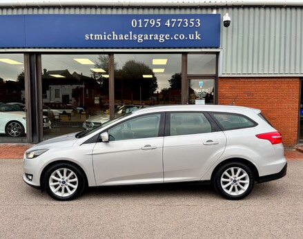 Ford Focus TITANIUM 11