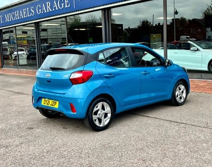 Hyundai i10 MPI SE CONNECT 8