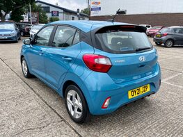Hyundai i10 MPI SE CONNECT 9